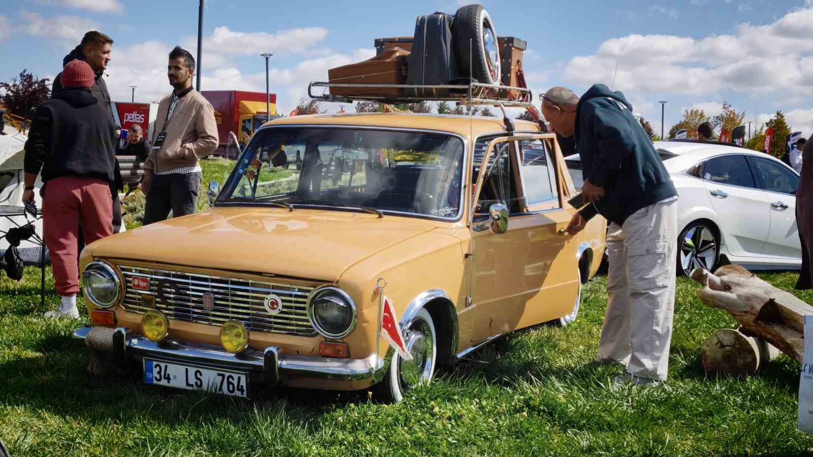 ANKARA OTOMOBİL SPOR KULÜBÜ (ANOK) FEST’26 150 ÖZEL OTOMOBİL VE BİRÇOK OTOMOBİL GÖSTERİSİYLE OTOMOBİL TUTKUNLARINI AĞIRLIYOR.