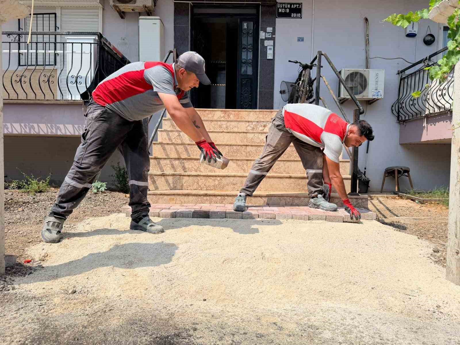 ANINDA ÇÖZÜM EKİBİ, GELEN BİLDİRİMLERİ ÖNEM SIRASINA GÖRE PLANLAYARAK BÜYÜK YA DA KÜÇÜK AYRIMI YAPMAKSIZIN HIZLA MÜDAHALE EDİYOR.