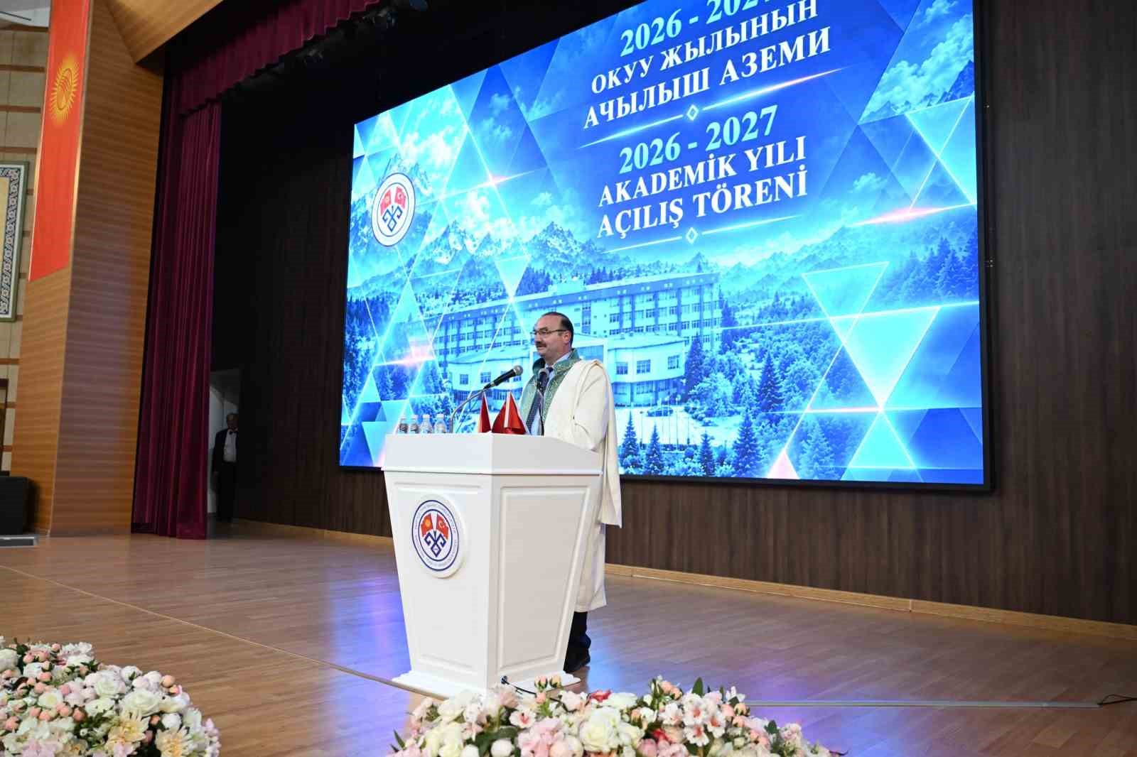 ATATÜRK ÜNİVERSİTESİ REKTÖRÜ PROF. DR. AHMET HACIMÜFTÜOĞLU KONUŞMA YAPTI
