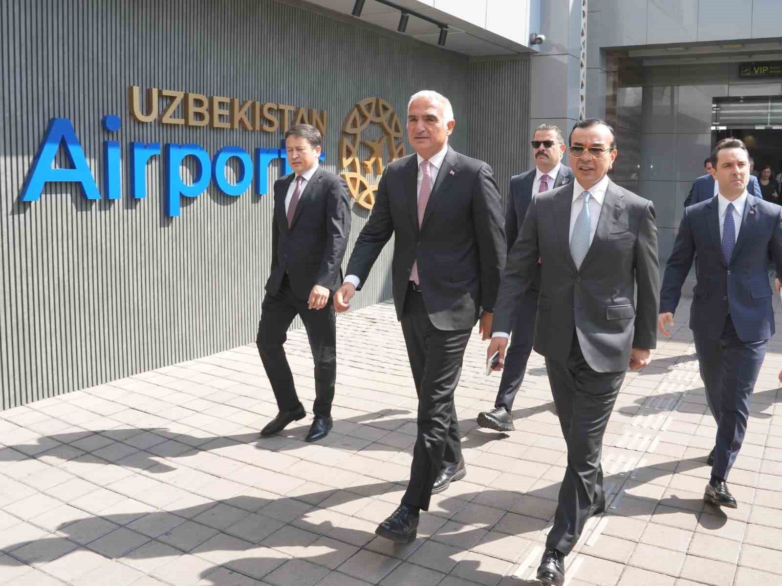 BAKAN ERSOY, ÖZBEKİSTAN'IN BAĞIMSIZLIĞININ 35. YIL DÖNÜMÜ DOLAYISIYLA BAŞKENT TAŞKENT'İ ZİYARET ETTİ.