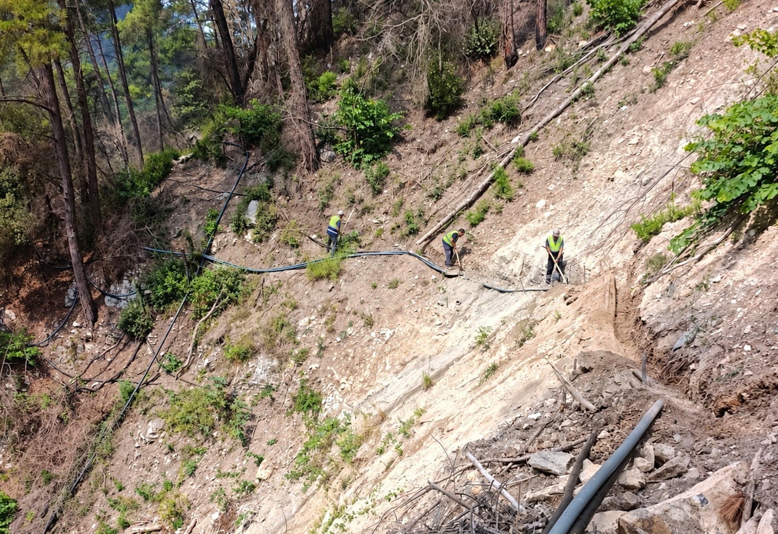 DÖRTYOL’DA ZARAR GÖREN İÇME SUYU HATTININ 500 METRELİK BÖLÜMÜ YENİLENEREK BAKIM VE ONARIM ÇALIŞMALARI GERÇEKLEŞTİRİLDİ.