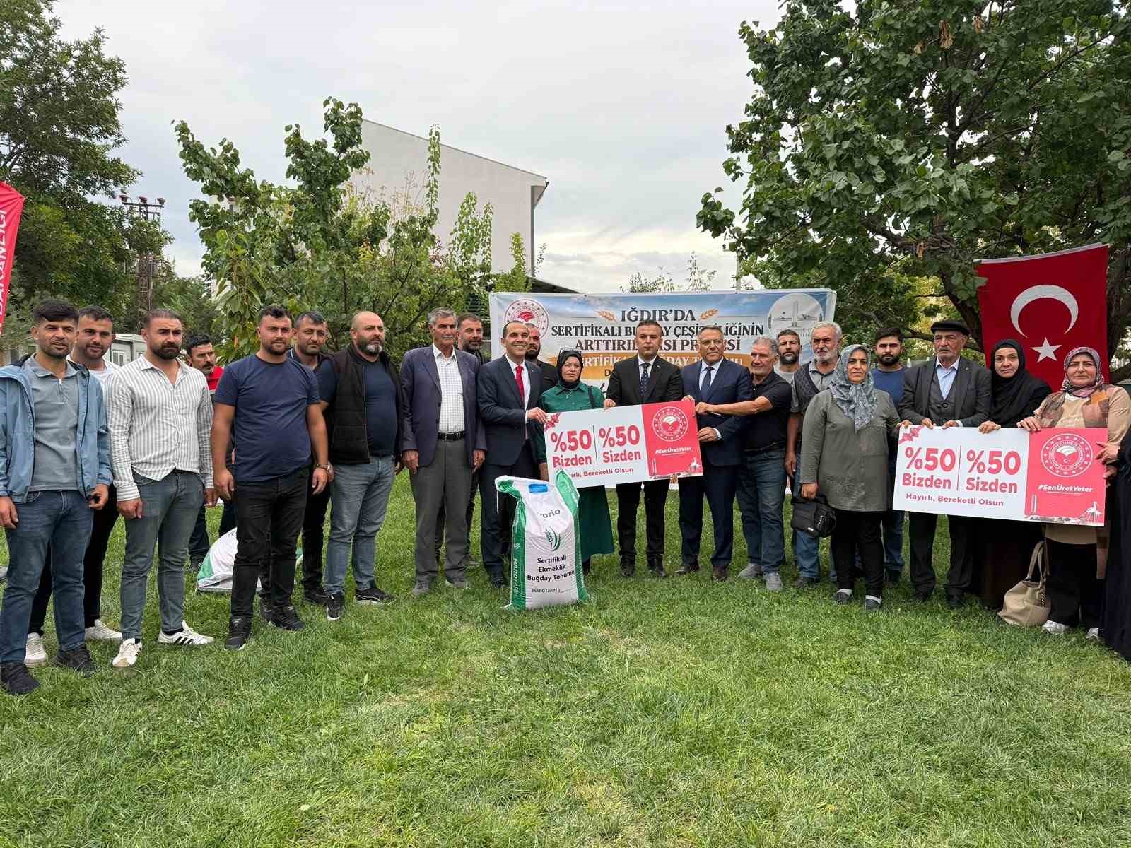 IĞDIR’DA SERTİFİKALI BUĞDAY TOHUMU DAĞITIMI GERÇEKLEŞTİRİLDİ
