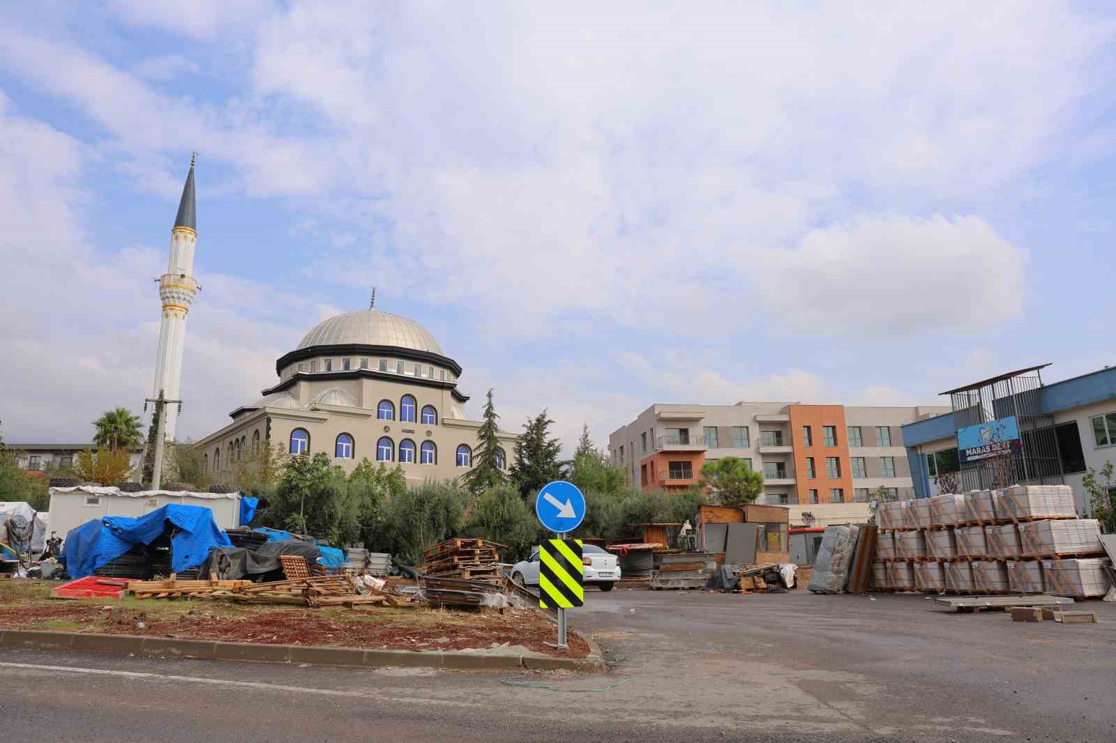 6 ŞUBAT 2023’TE MEYDANA GELEN DEPREMLERDE BÜYÜK YIKIMIN YAŞANDIĞI KAHRAMANMARAŞ’TA, ARADAN GEÇEN SÜREDE YENİDEN İNŞA ÇALIŞMALARIYLA BİRLİKTE MAHALLELERİN GÖRÜNÜMÜ DEĞİŞTİ
