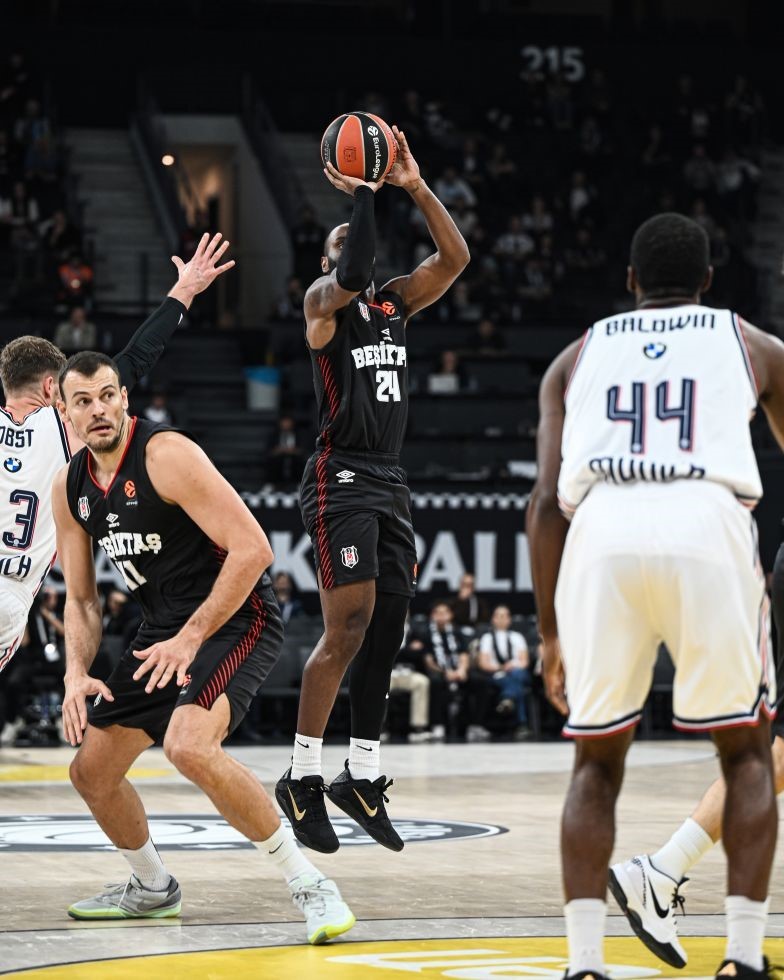 EUROLEAGUE'İN 6. HAFTASINDA BEŞİKTAŞ, SAHASINDA ALMAN EKİBİ BAYERN MÜNİH'İ 95-87 MAĞLUP ETTİ.