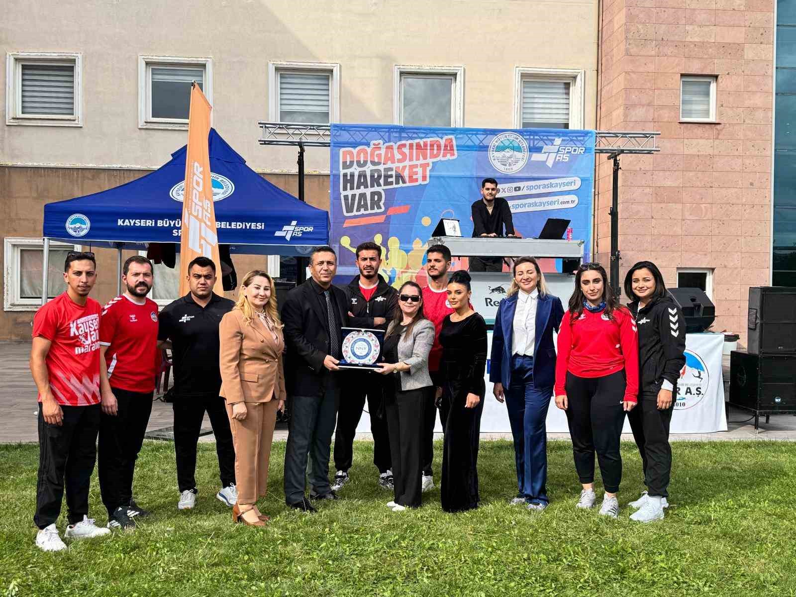 KAYSERİ BÜYÜKŞEHİR BELEDİYESİ, 2026-2027 AKADEMİK YILININ BAŞLAMASIYLA BİRLİKTE ÜNİVERSİTELİ GENÇLERE YÖNELİK KAPSAMLI BİR ORYANTASYON ETKİNLİĞİ DÜZENLEDİ