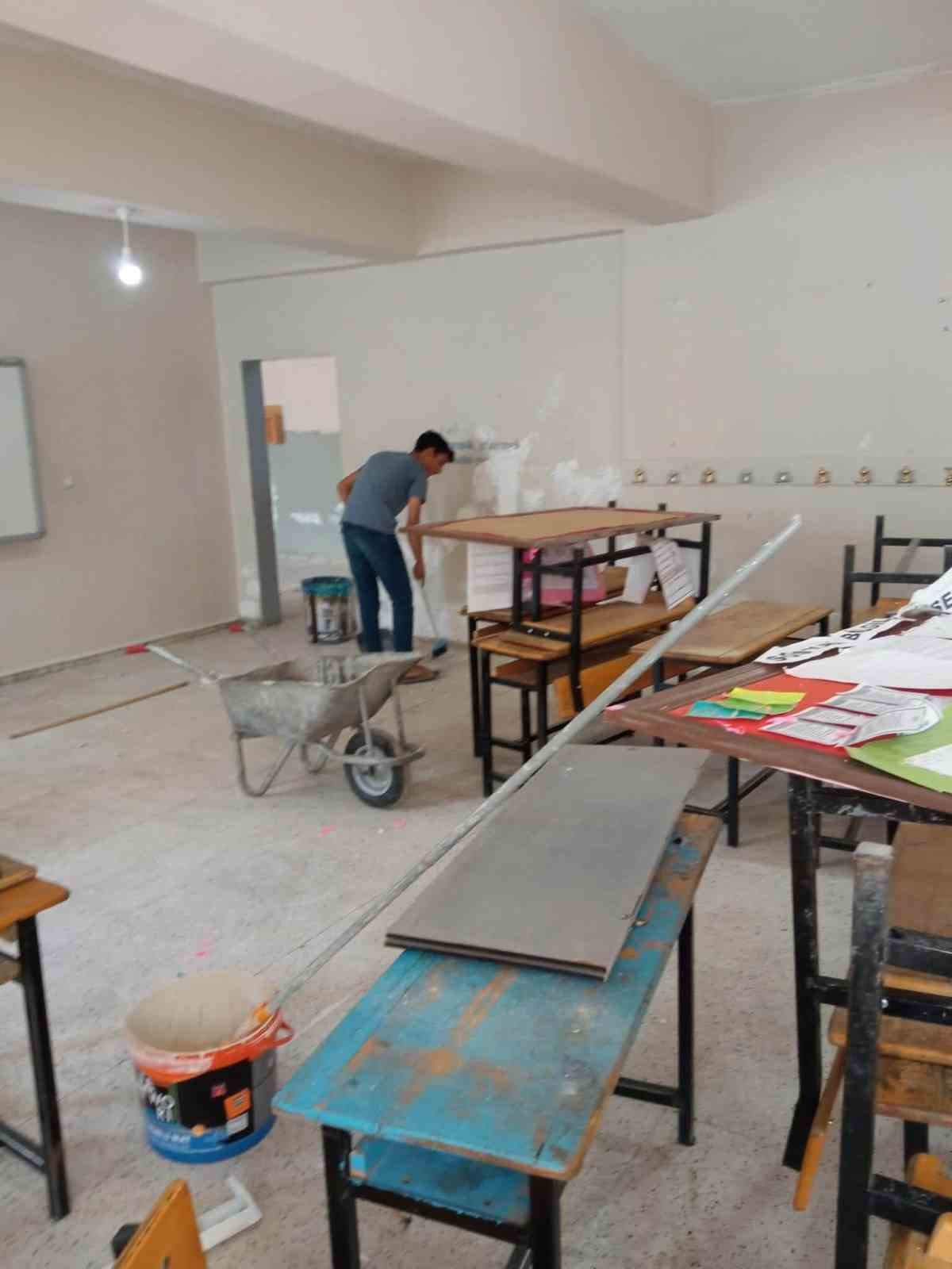DİYARBAKIR’IN ÇERMİK İLÇE BELEDİYE BAŞKANI ŞEHMUS KARAMEHMETOĞLU, VATANDAŞLARLA BÜTÜNLEŞMEYE DEVAM EDİYOR.