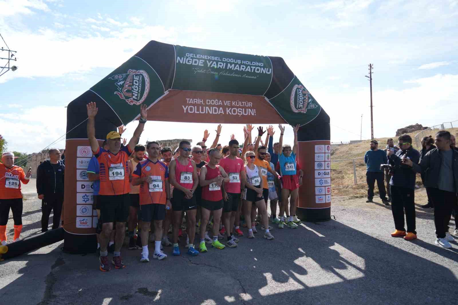 NİĞDE’DE 3. GELENEKSEL YARI MARATONU KOŞULDU