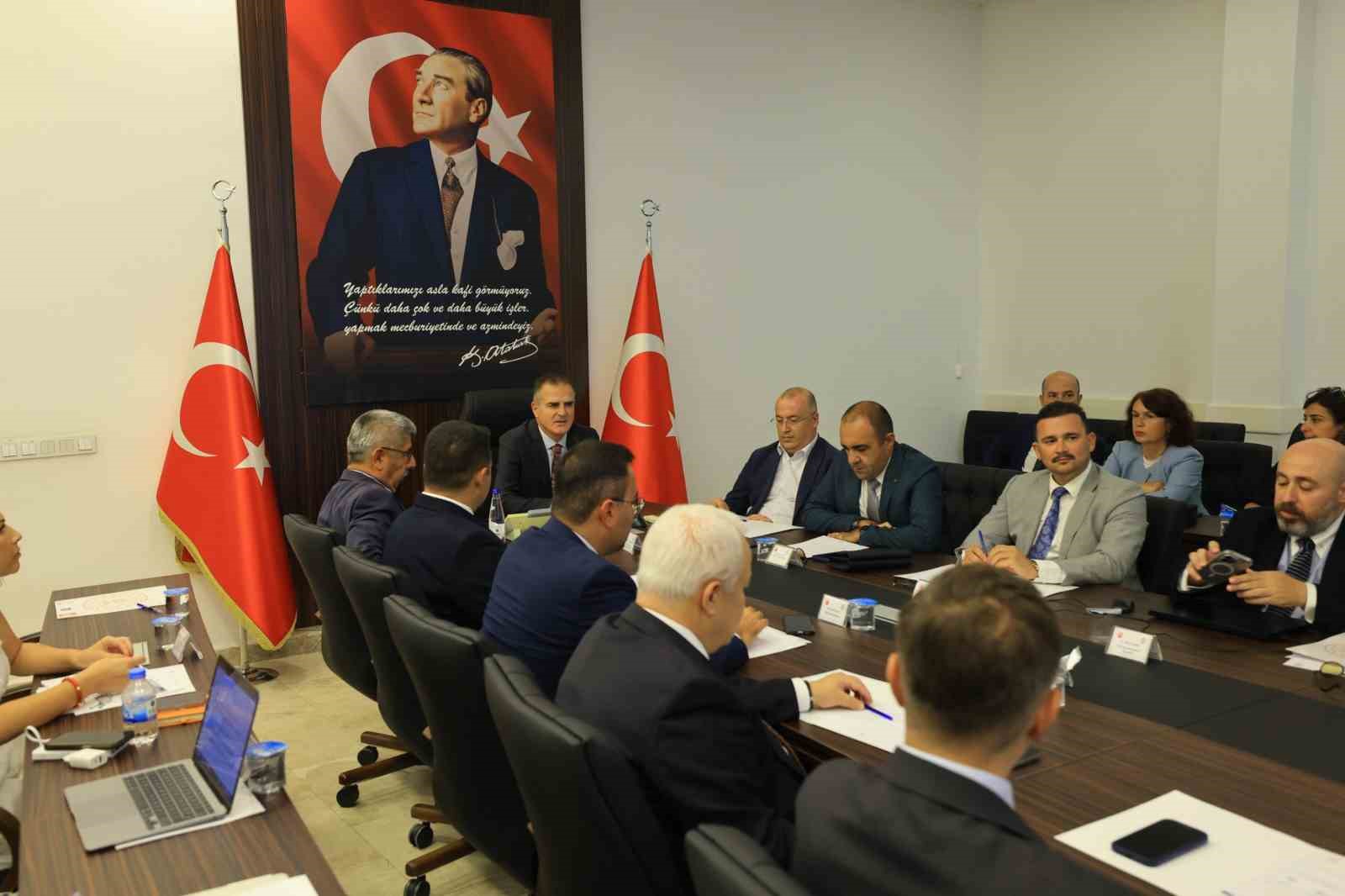 MUĞLA TANITIM VE TURİZM GELİŞTİRME KURULU TOPLANTISI, MUĞLA VALİSİ DR. İDRİS AKBIYIK BAŞKANLIĞINDA GERÇEKLEŞTİRİLDİ.