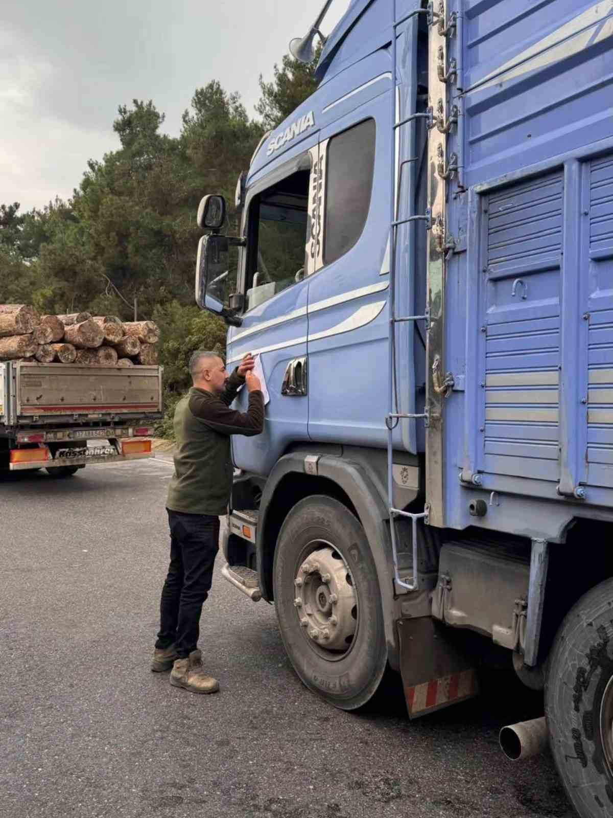 SİNOP ORMAN BÖLGE MÜDÜRLÜĞÜ’NE BAĞLI GERZE ORMAN İŞLETME MÜDÜRLÜĞÜ EKİPLERİ, ORMAN SUÇLARINI ÖNLEMEK VE YASA DIŞI FAALİYETLERİN ÖNÜNE GEÇMEK AMACIYLA DENETİMLERİNİ 7 GÜN 24 SAAT ARALIKSIZ SÜRDÜRÜYOR.