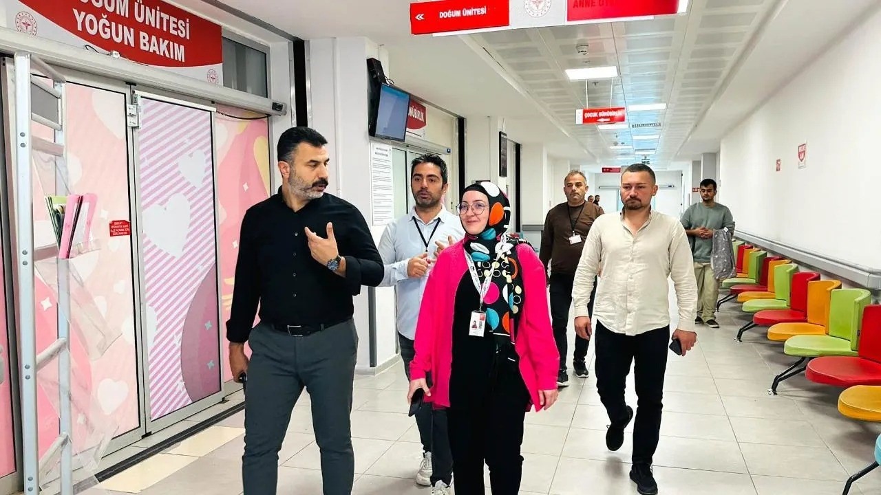 SİNOP ATATÜRK DEVLET HASTANESİNDE, ÇALIŞANLARIN SAĞLIKLI VE GÜVENLİ BİR ORTAMDA HİZMET SUNMALARINI SAĞLAMAK AMACIYLA İŞ SAĞLIĞI VE GÜVENLİĞİ (İSG) DENETİMİ GERÇEKLEŞTİRİLDİ.
